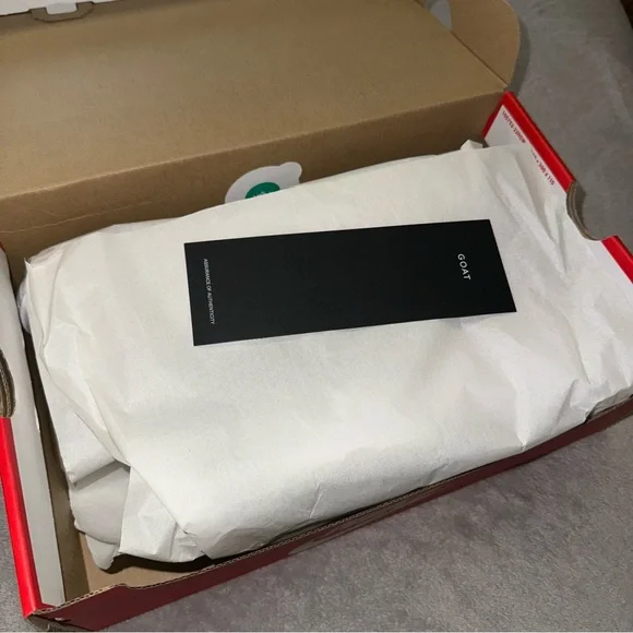 2023 Nike Women’s Tech Hera 'Photon Dust White' Cream Sneakers - Picture 12 of 15